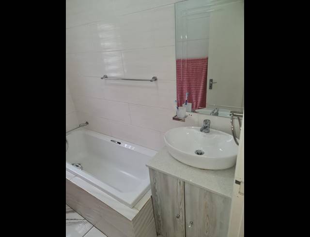 3 BEDROOM HOUSE FOR SALE IN WINDMILL PARK